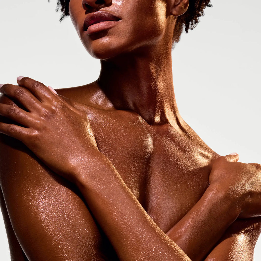 The Glow Getter Multi-Oil Body Scrub Early Evening Skincare