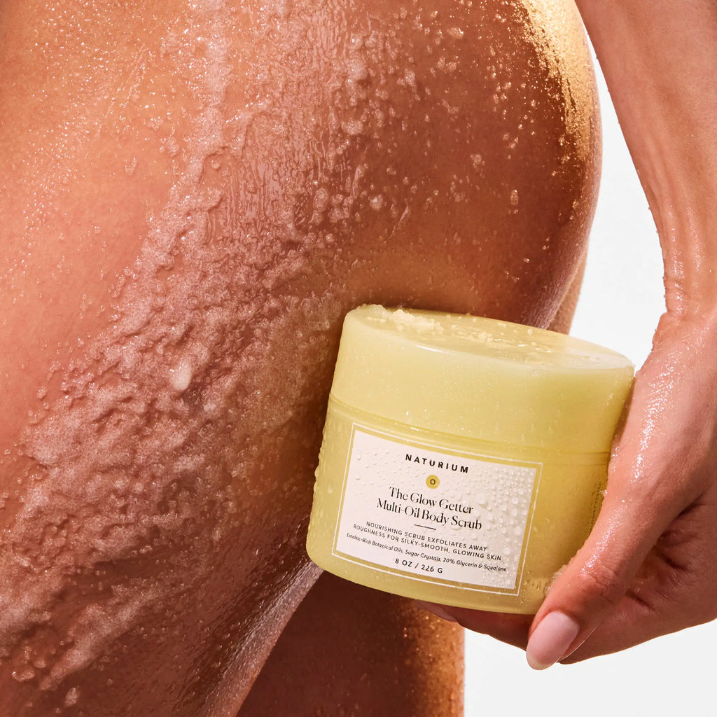 The Glow Getter Multi-Oil Body Scrub Early Evening Skincare
